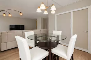 30 E Huron St, Chicago, IL 60611 - Photo 6