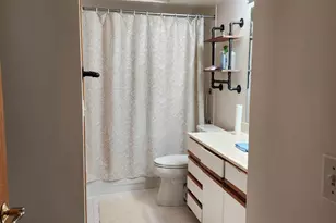 7450 N Waukegan Rd, Niles, IL 60714 - Photo 6