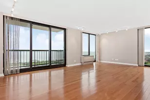 2500 N Lakeview Ave, Chicago, IL 60614 - Photo 4