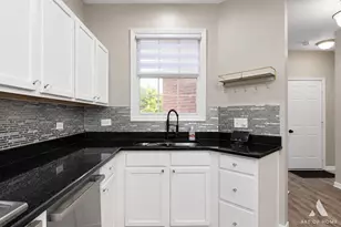 13296 Greenleaf Ct, Palos Heights, IL 60463 - Photo 6