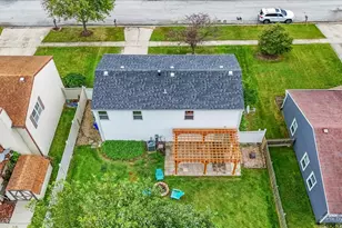 20558 S Graceland Ln, Frankfort, IL 60423 - Photo 2