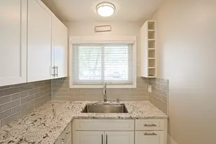 485 Esselen Ct, Carol Stream, IL 60188 - Photo 14