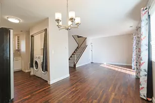 485 Esselen Ct, Carol Stream, IL 60188 - Photo 8