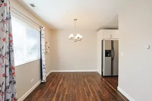 485 Esselen Ct, Carol Stream, IL 60188 - Photo 6