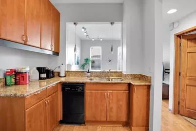 1618 W Blackhawk Street #1, Chicago, IL 60622 - Photo 12