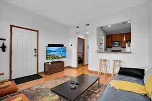 1618 W Blackhawk St, Chicago, IL 60622 - Photo 6