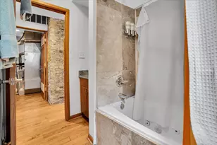 1618 W Blackhawk St, Chicago, IL 60622 - Photo 20
