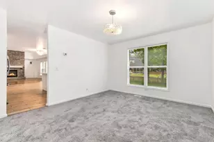 199 Willowwood Dr, Oswego, IL 60543 - Photo 10
