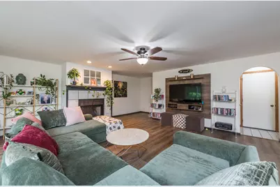 542 Meadow Court, Winthrop Harbor, IL 60096 - Photo 14