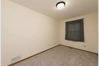 542 Meadow Court, Winthrop Harbor, IL 60096 - Photo 30