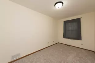 542 Meadow Ct, Winthrop Harbor, IL 60096 - Photo 30