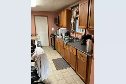 2407 W 3rd Street, Dixon, IL 61021 - Photo 8