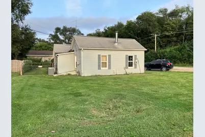 2407 W 3rd Street, Dixon, IL 61021 - Photo 24