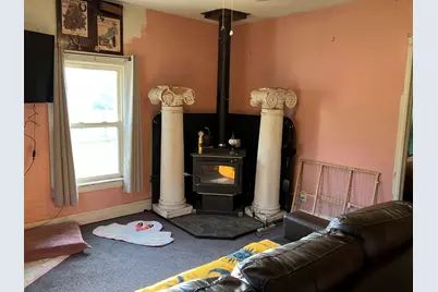 2407 W 3rd Street, Dixon, IL 61021 - Photo 4