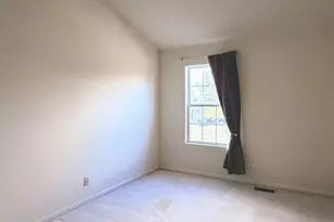 7 Blue Stem Ct, Streamwood, IL 60107 - Photo 14