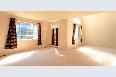 7 Blue Stem Court, Streamwood, IL 60107 - Photo 4
