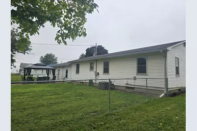 108 S Belmont Street, Bowen, IL 62316 - Photo 18