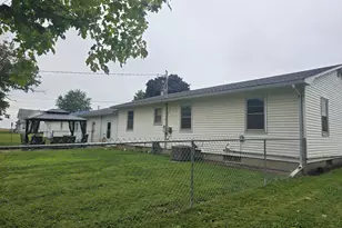 108 S Belmont St, Bowen, IL 62316 - Photo 18