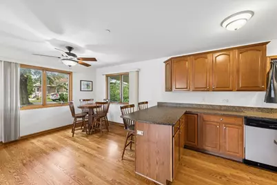 7024 Garden Lane, Bridgeview, IL 60455 - Photo 6
