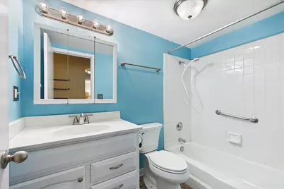 450 Raintree Court #2K, Glen Ellyn, IL 60137 - Photo 16