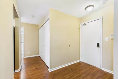 450 Raintree Court #2K, Glen Ellyn, IL 60137 - Photo 8