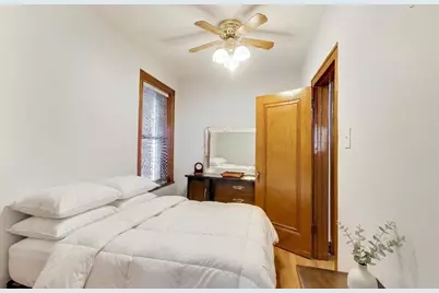 3427 S Emerald Avenue #1, Chicago, IL 60616 - Photo 8