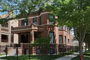 2039 N Humboldt Blvd, Chicago, IL 60647 - Photo 1