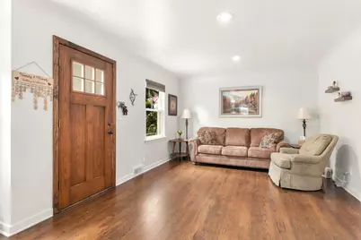 4605 Schwartz Avenue, Lisle, IL 60532 - Photo 4