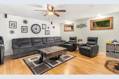 4605 Schwartz Avenue, Lisle, IL 60532 - Photo 12