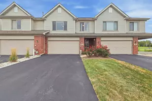 8234 Auburn Ln, Frankfort, IL 60423 - Photo 1