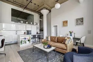 758 N Larrabee St, Chicago, IL 60654 - Photo 4