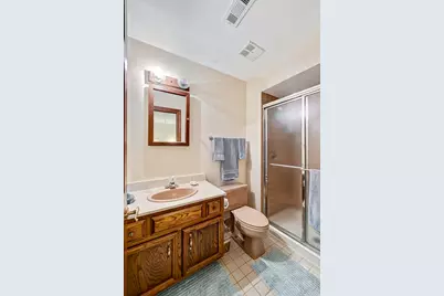 1711 Midwest Club Parkway, Oak Brook, IL 60523 - Photo 18