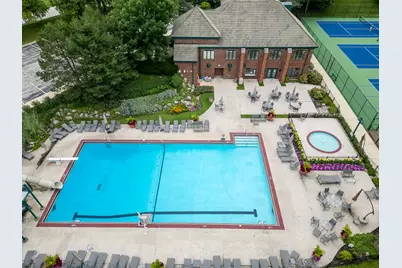 1711 Midwest Club Parkway, Oak Brook, IL 60523 - Photo 36