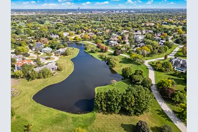 1711 Midwest Club Parkway, Oak Brook, IL 60523 - Photo 32