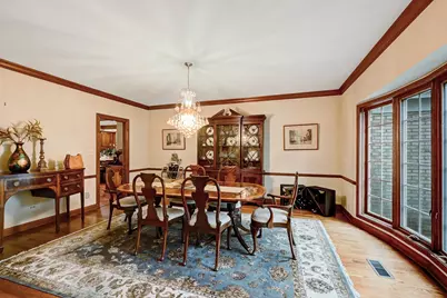 1711 Midwest Club Parkway, Oak Brook, IL 60523 - Photo 6