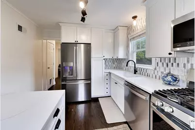 5005 N Rutherford Avenue, Chicago, IL 60656 - Photo 10