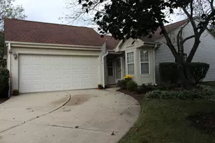 1694 Lexington Dr, Montgomery, IL 60538 - Photo 2
