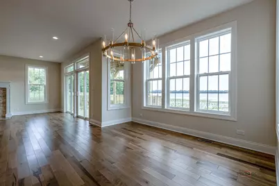 807 Lakeview Drive, Round Lake, IL 60073 - Photo 14