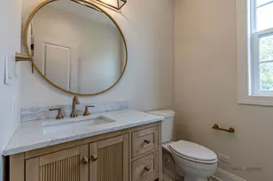 807 Lakeview Dr, Round Lake, IL 60073 - Photo 16