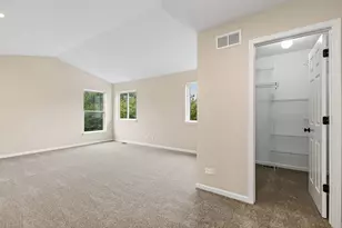2118 Preswick Ln, Woodstock, IL 60098 - Photo 16
