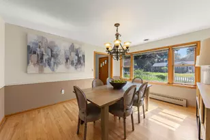 120 N Pine St, Geneva, IL 60134 - Photo 4