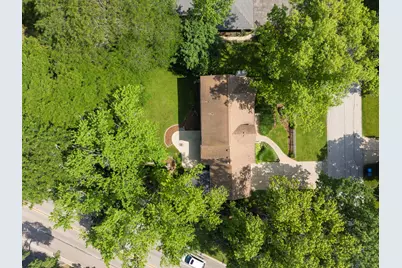 120 N Pine Street, Geneva, IL 60134 - Photo 24