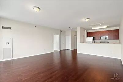 757 N Orleans Street #805, Chicago, IL 60654 - Photo 14