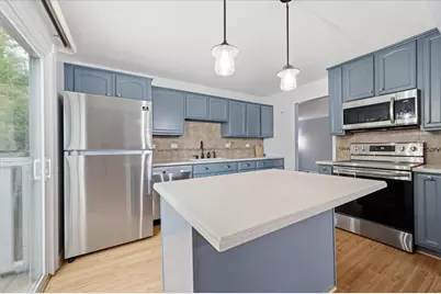 [Address not provided], Wheaton, IL 60189 - Photo 16
