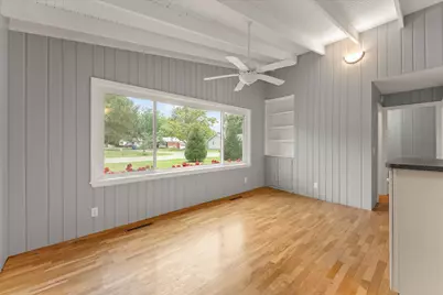 907 S Longview Road, Monticello, IL 61856 - Photo 18