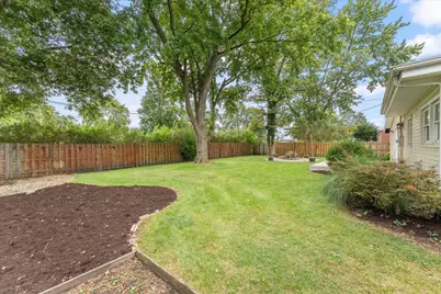 907 S Longview Road, Monticello, IL 61856 - Photo 34