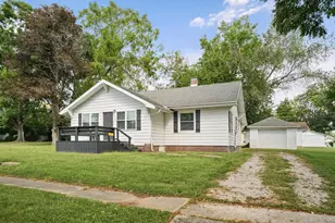 301 Clark St, Georgetown, IL 61846 - Photo 4
