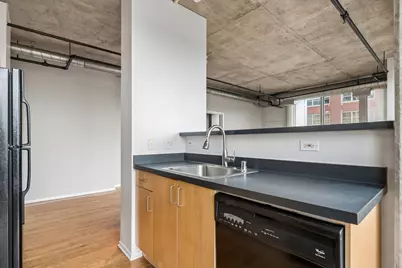 700 W Van Buren Street #604, Chicago, IL 60607 - Photo 6