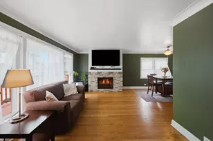 11362 S Hamlin Ave, Chicago, IL 60655 - Photo 2