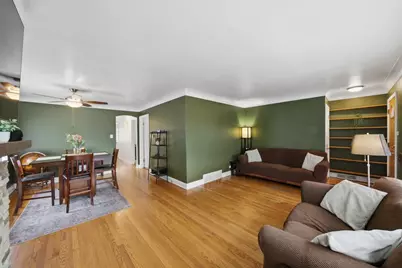 11362 S Hamlin Avenue, Chicago, IL 60655 - Photo 4